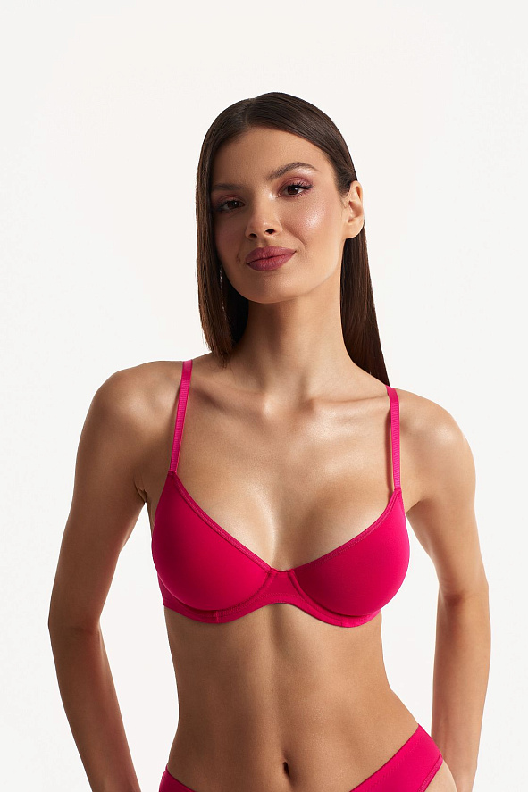 Бюстгальтер с мягкой чашкой