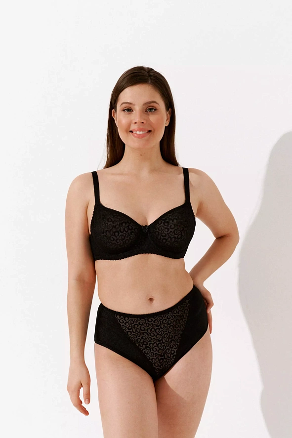 Бюстгальтер с мягкой чашкой