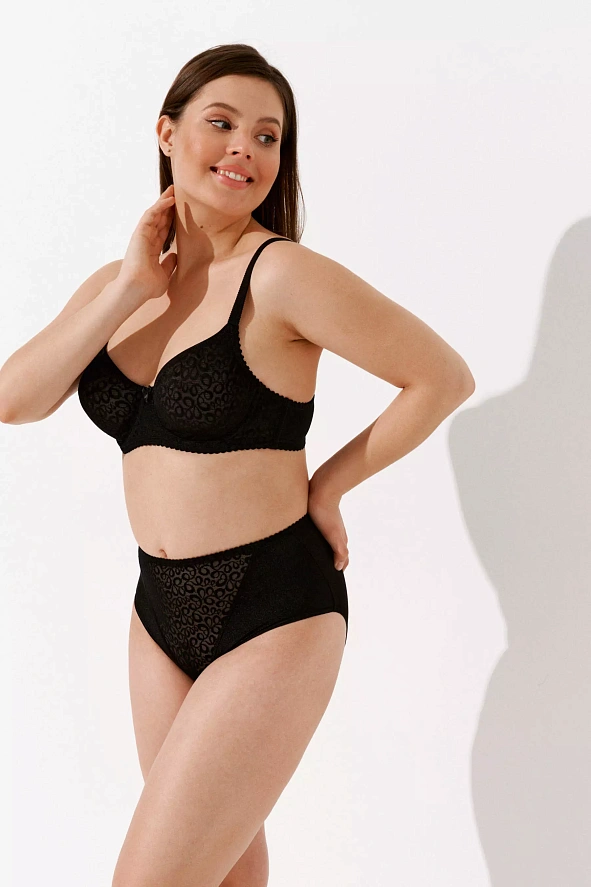 Бюстгальтер с мягкой чашкой