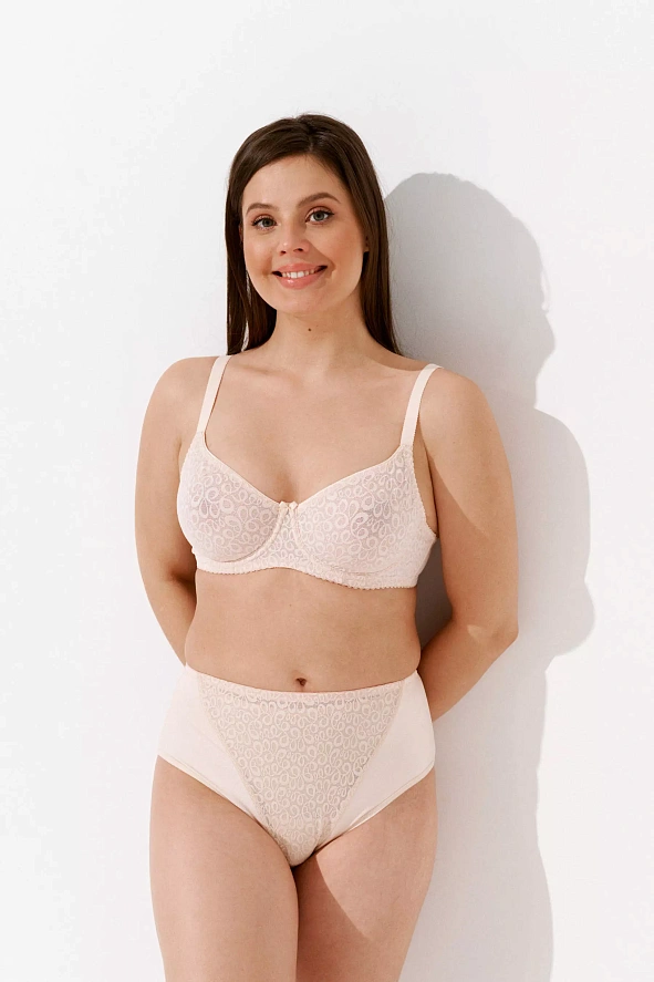 Бюстгальтер с мягкой чашкой