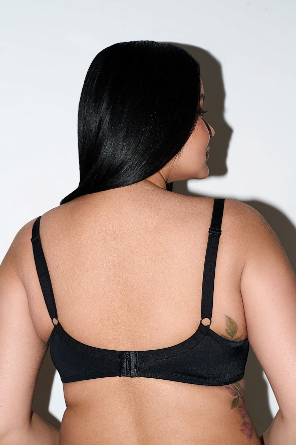 Бюстгальтер с тонкой чашкой